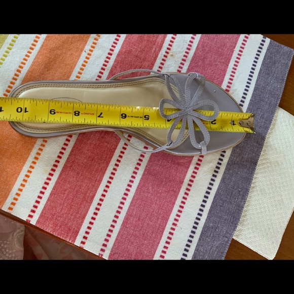 Talbots lilac flower slip on sandals.  Never worn! - Picture 7 of 7